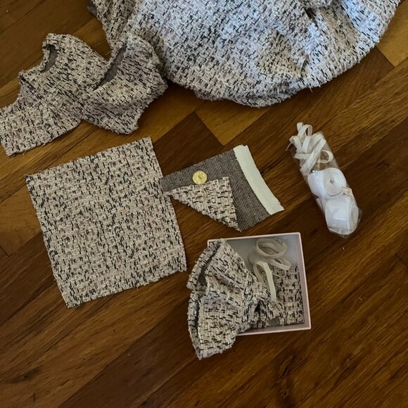 Labubu outfit Hand Made Preppy Pink Dress and Bow - Picture 4 of 4